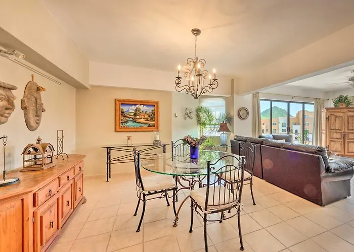 Holiday home In Plaza Nautica < 1 Mile To The Arch!